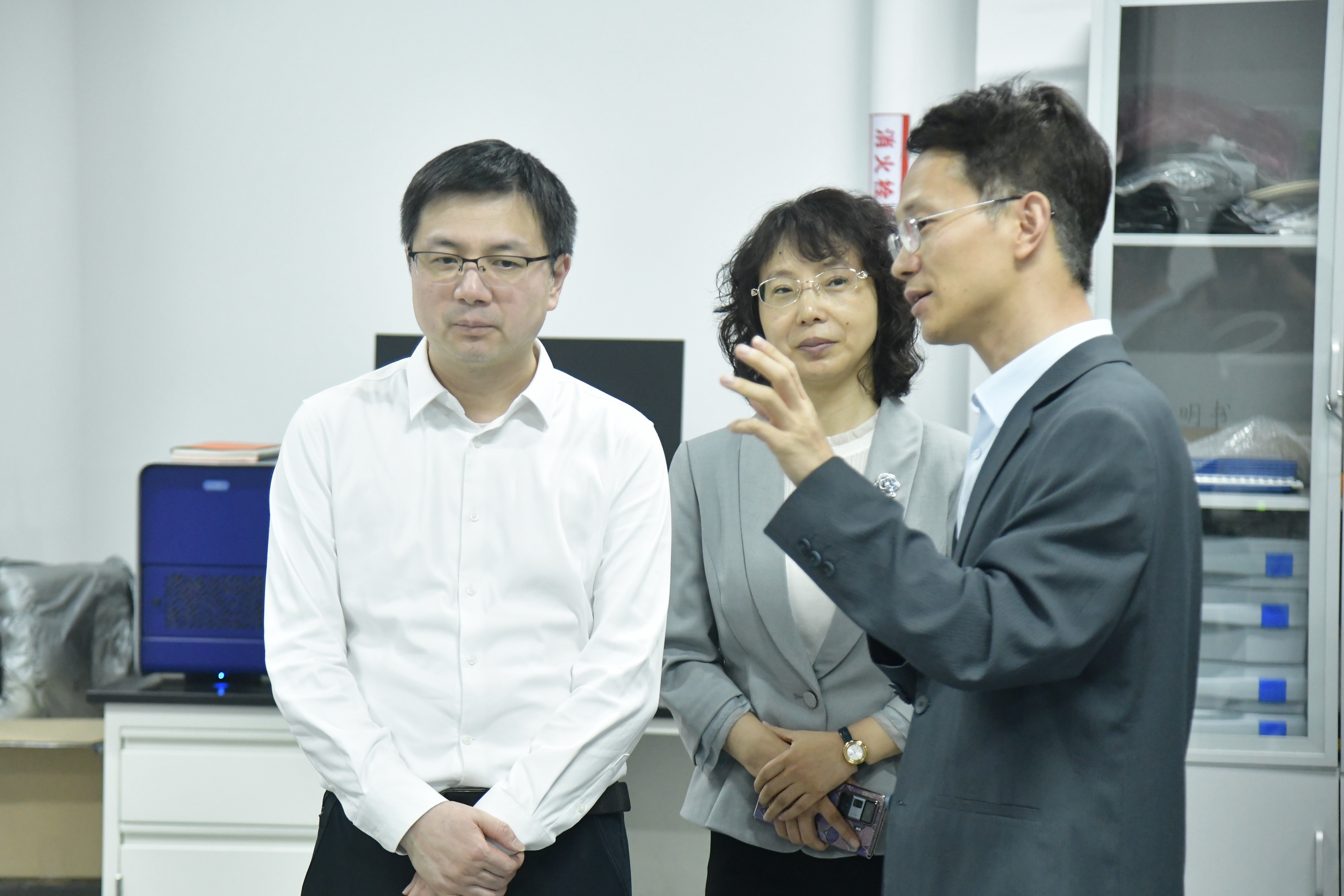 介绍2.jpg 介绍1.jpg