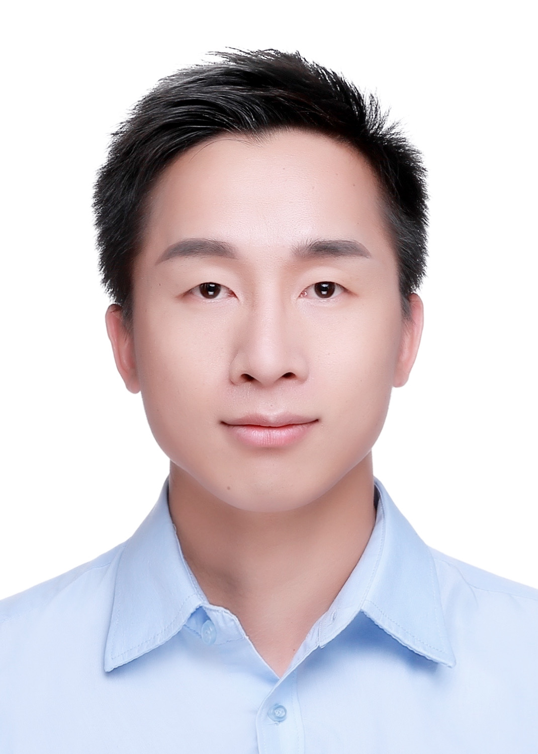 李超.jpg 李超.jpg